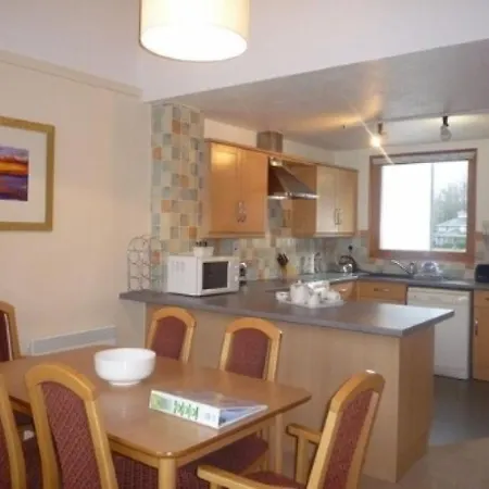 Bridge 13, Within Walking Distance Of Town Centre, Strictly No Pets Keswick (Cumbria)