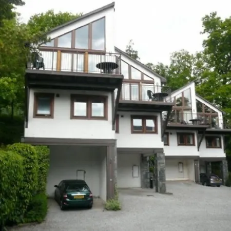 Bridge 13, Within Walking Distance Of Town Centre, Strictly No Pets Feriehus
