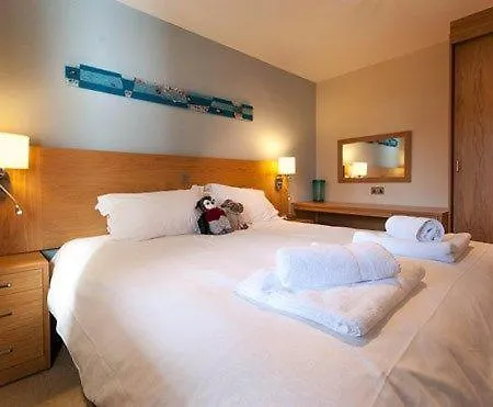 Bridge 13, Within Walking Distance Of Town Centre, Strictly No Pets Кесвик