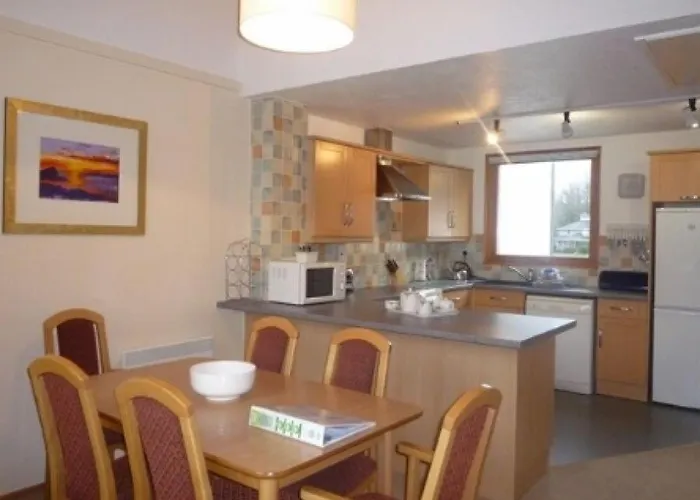 Bridge 13, Within Walking Distance Of Town Centre, Strictly No Pets Keswick (Cumbria)