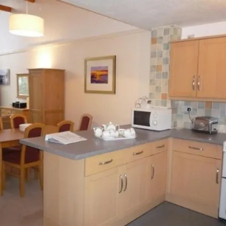 Bridge 13, Within Walking Distance Of Town Centre, Strictly No Pets Keswick